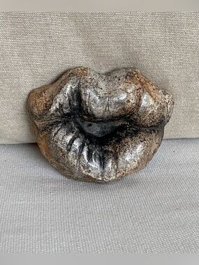 Vintage Brutalist Lip Wall Decor 3D Pop Art Lips Sculpture 3”